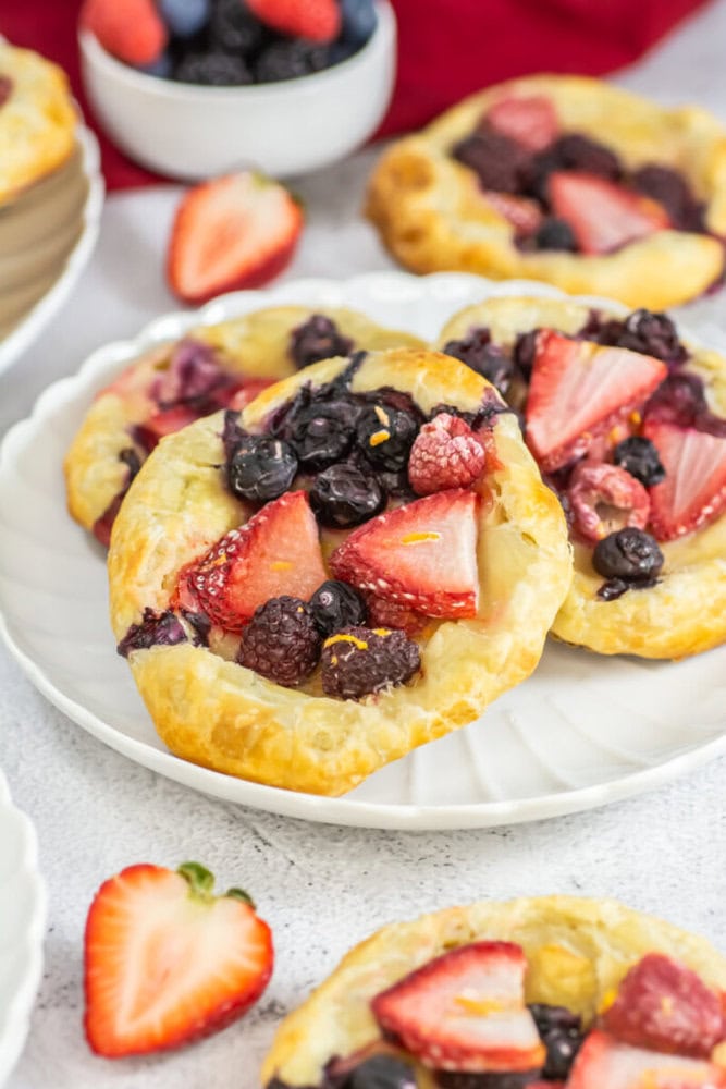 Mixed Berry Pastries Mixed Berry Pastries