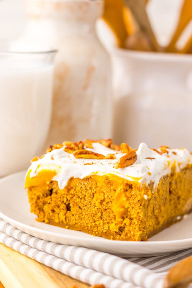 Pumpkin Gingerbread Poke Cake Pumpkin Gingerbread Poke Cake