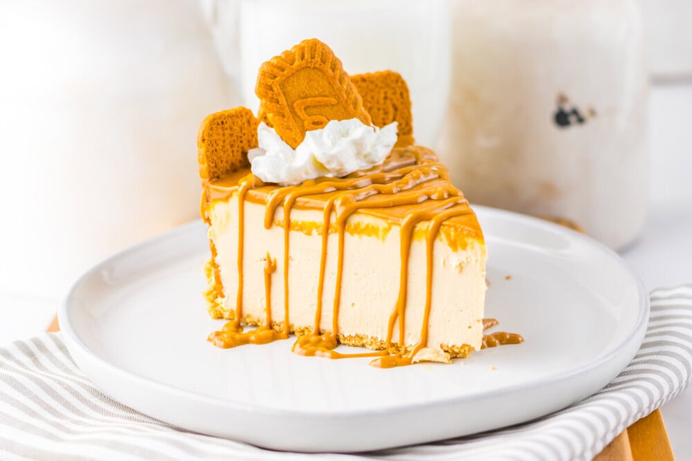No Bake Cookie Butter Cheesecake