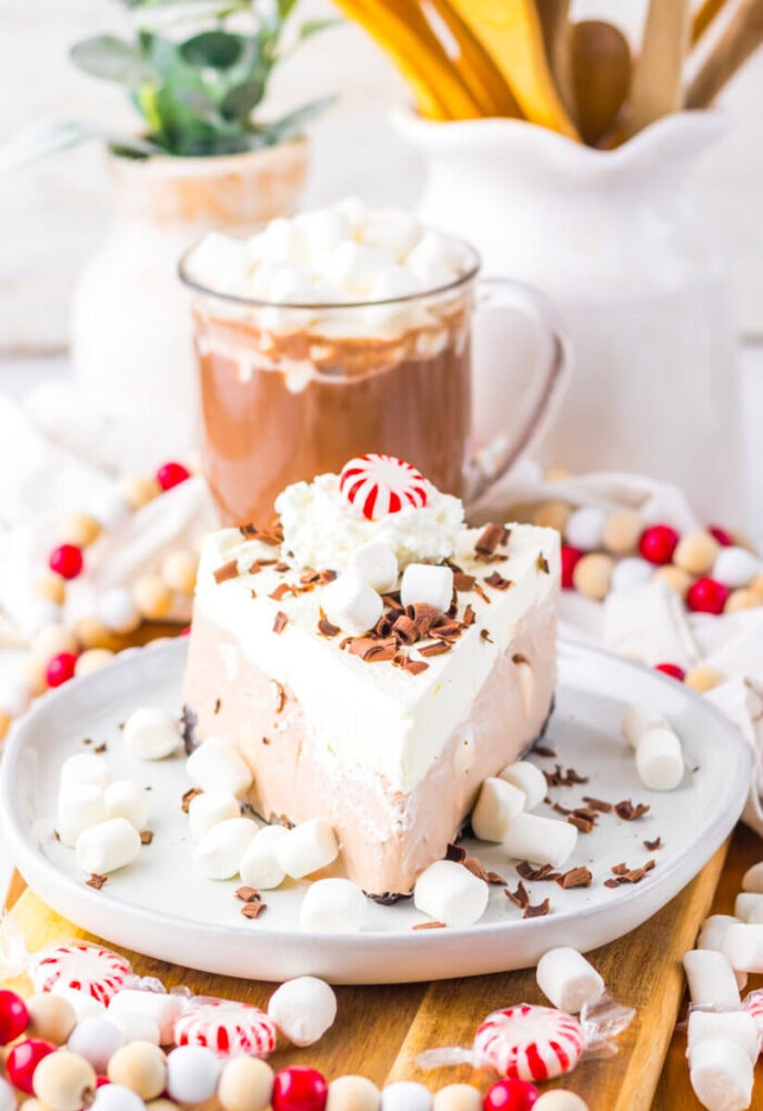 No Bake Peppermint Hot Chocolate Cheesecake No Bake Peppermint Hot Chocolate Cheesecake
