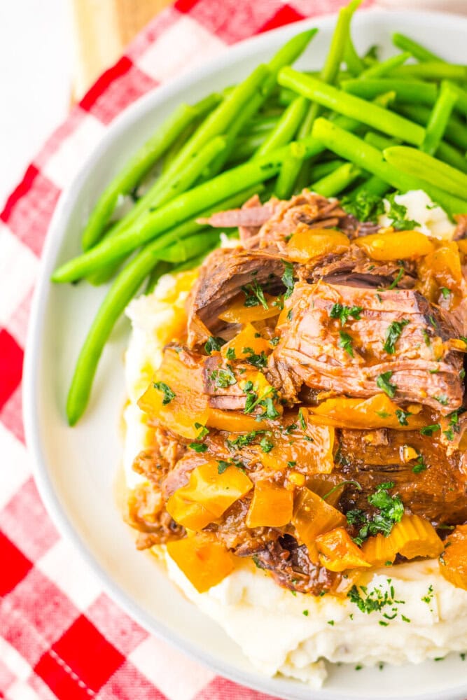 Slow Cooker Texas Roadhouse Pot Roast