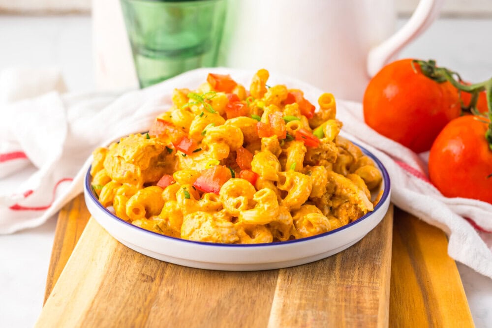 Slow Cooker Cheesy Chicken Enchilada Pasta