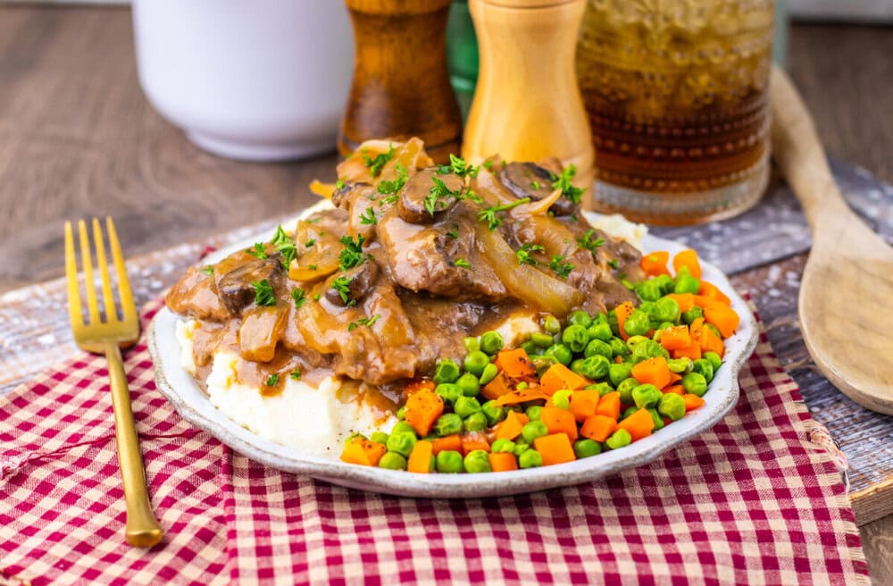 Slow Cooker Salisbury Steak And Mushrooms