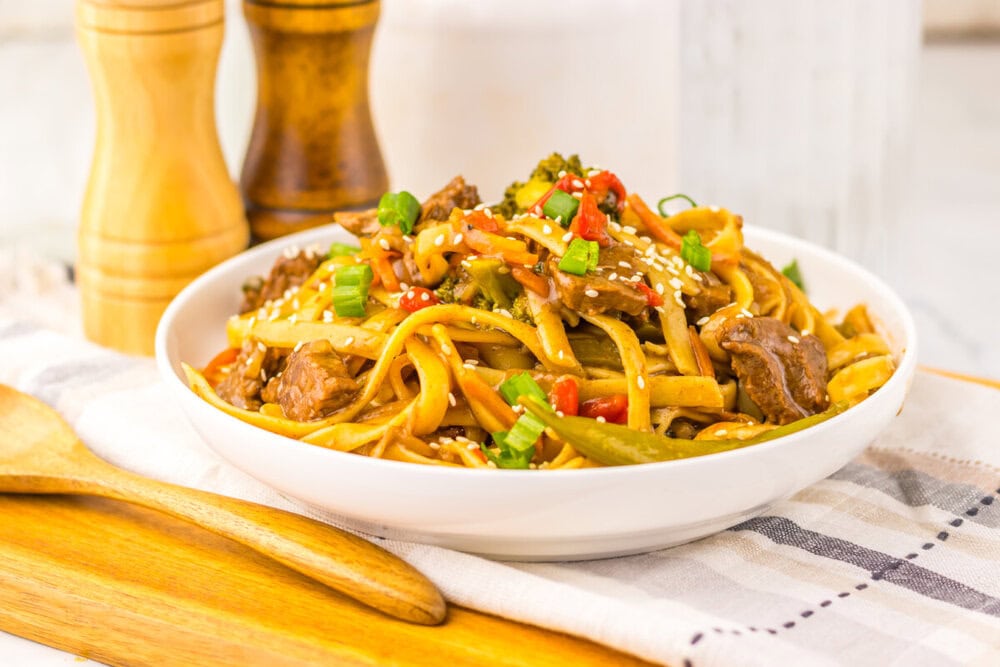 Slow Cooker Beef Lo Mein