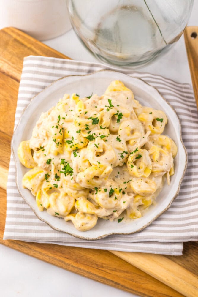Slow Cooker Chicken Alfredo Tortellini Slow Cooker Chicken Alfredo Tortellini