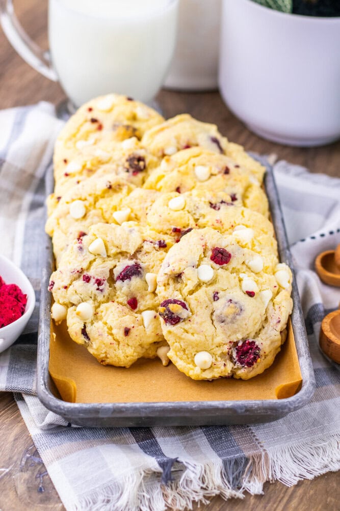 Copycat Subway Raspberry Cheesecake Cookies - Super Tasty Recipes