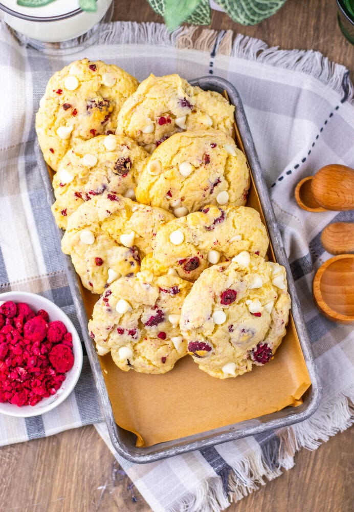 Copycat Subway Raspberry Cheesecake Cookies - Super Tasty Recipes