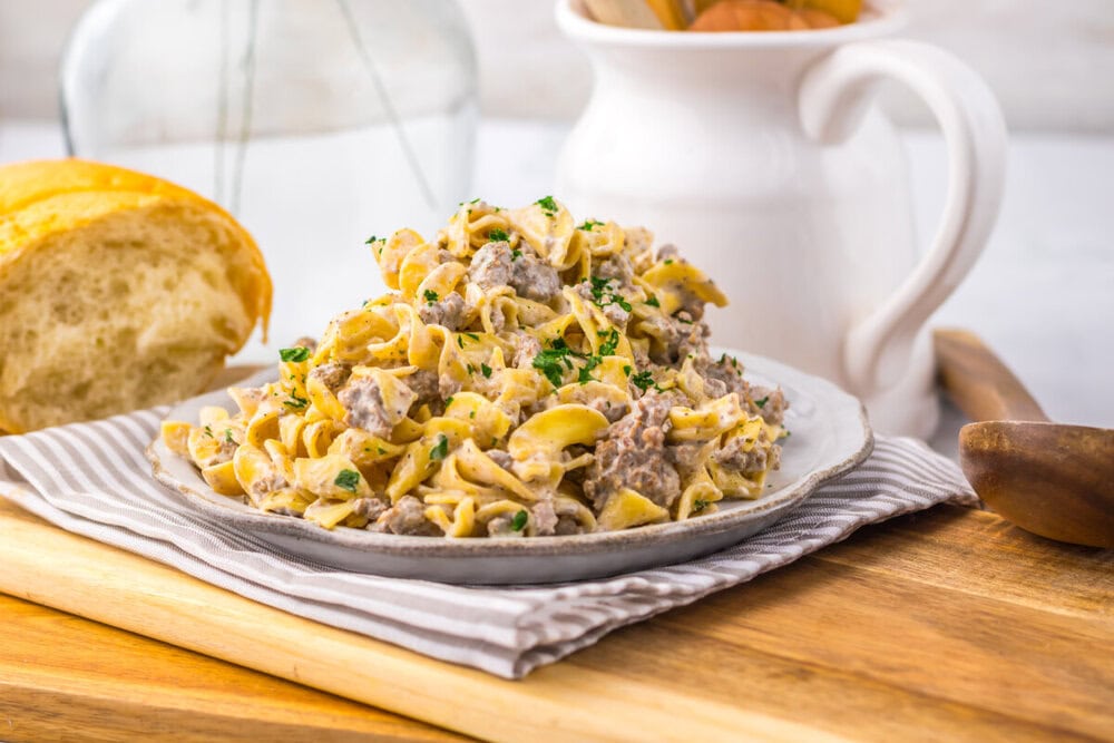 Slow Cooker Creamy Ranch Beef and Noodles
