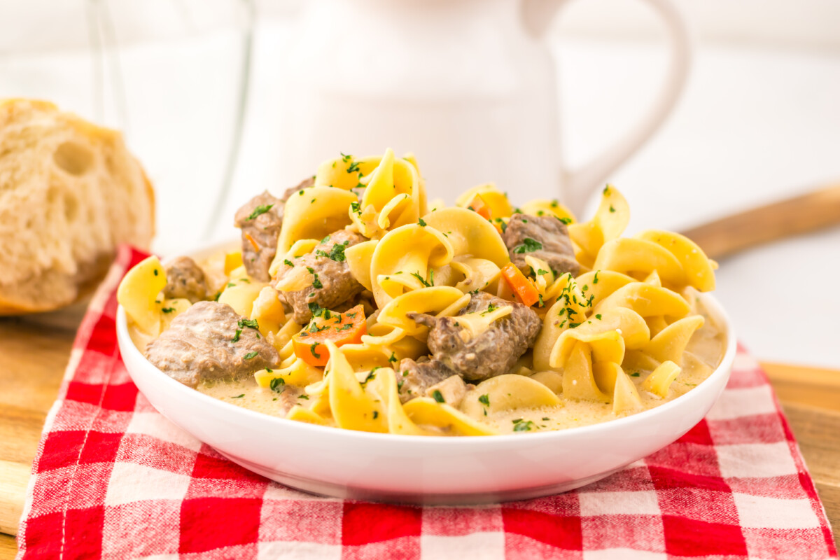 Slow Cooker Creamy Beef Noodle Soup